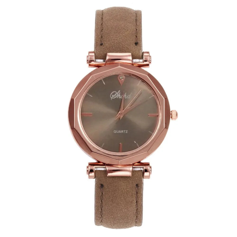 Elegant Leather Quartz Watch