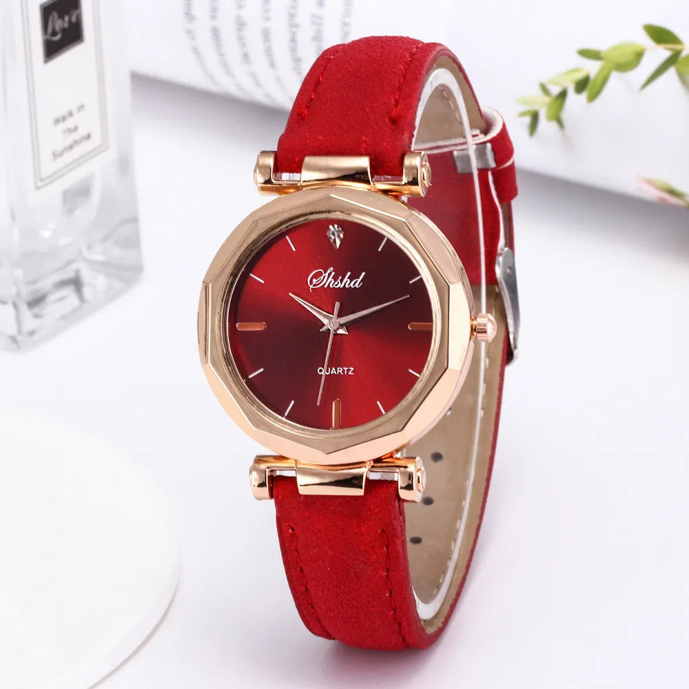 Elegant Leather Quartz Watch