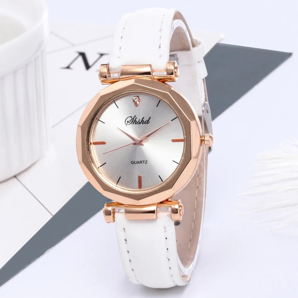 Elegant Leather Quartz Watch