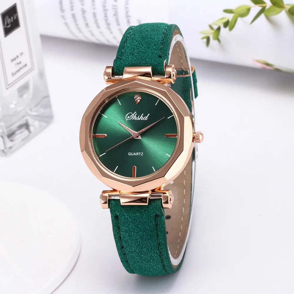 Elegant Leather Quartz Watch